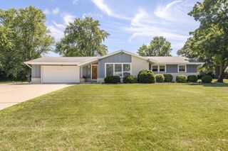 4200 Verna DRIVE, Brookfield, WI 53045
