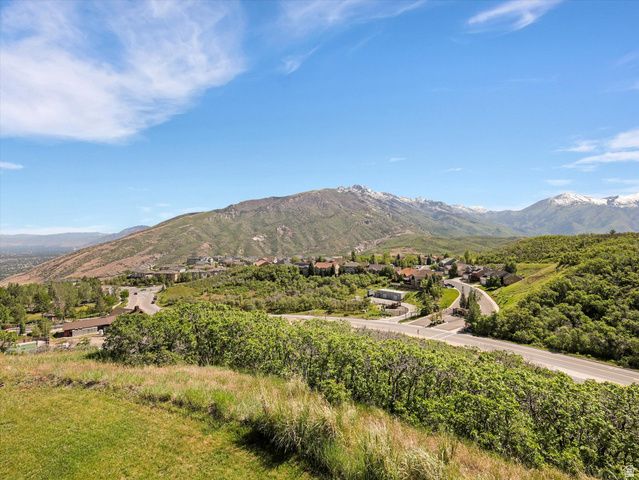 2017 E ASPEN GROVE CT, Draper, UT 84020