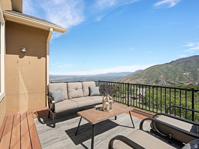 2017 E ASPEN GROVE CT, Draper, UT 84020