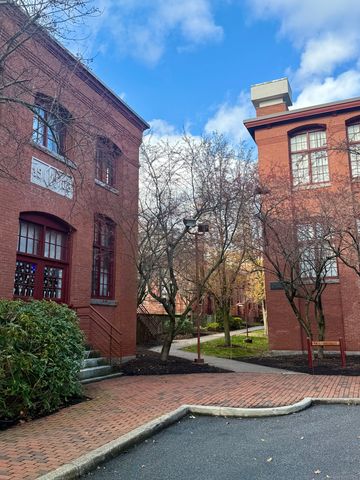 839 Main Street APT 22, Torrington, CT 06790