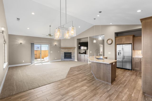 268 Oak Crest Way, Medford, OR 97501