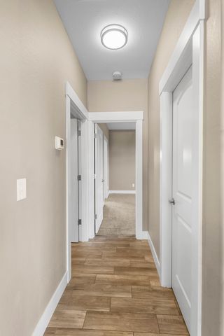 268 Oak Crest Way, Medford, OR 97501