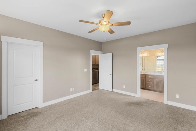 268 Oak Crest Way, Medford, OR 97501