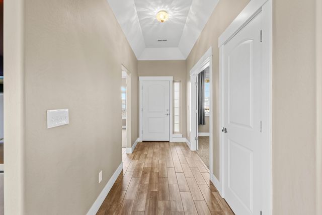 268 Oak Crest Way, Medford, OR 97501