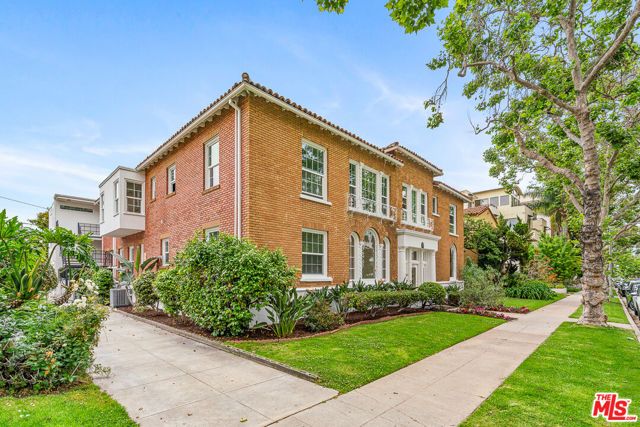 144 N Swall Drive 5, Beverly Hills, CA 90211