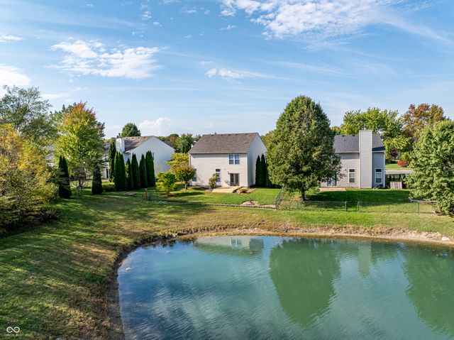 477 Woodstream Drive, Greenfield, IN 46140