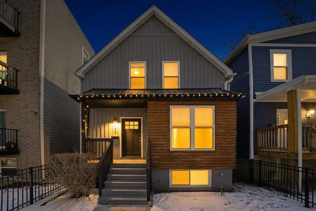 1627 N Lawndale Avenue, Chicago, IL 60647