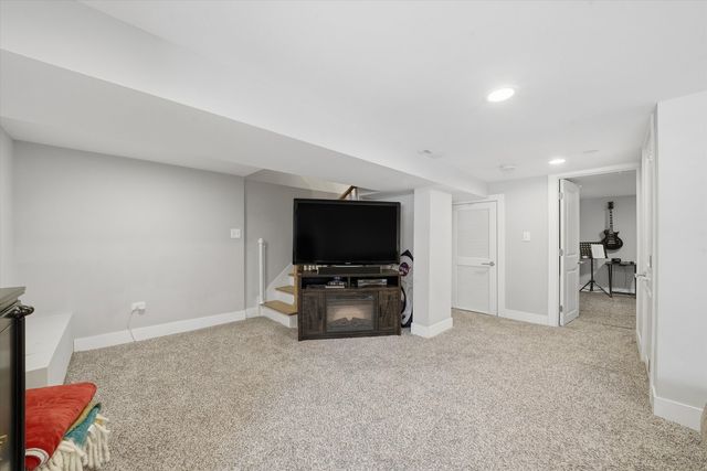 1627 N Lawndale Avenue, Chicago, IL 60647