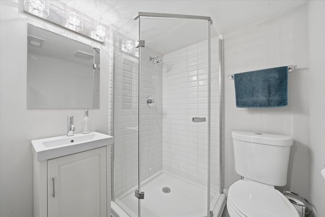 1627 N Lawndale Avenue, Chicago, IL 60647