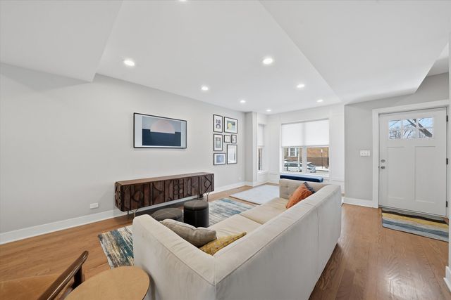 1627 N Lawndale Avenue, Chicago, IL 60647