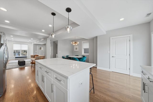 1627 N Lawndale Avenue, Chicago, IL 60647