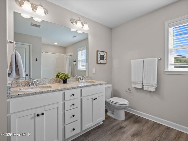 540 Misty Pond Drive, Hubert, NC 28539