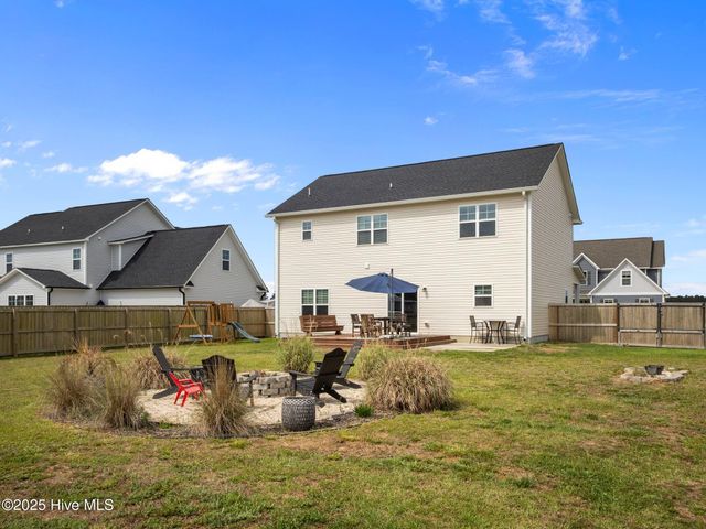 540 Misty Pond Drive, Hubert, NC 28539