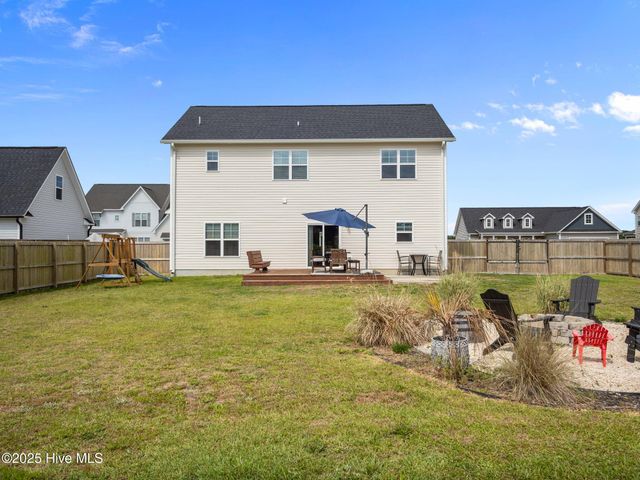 540 Misty Pond Drive, Hubert, NC 28539