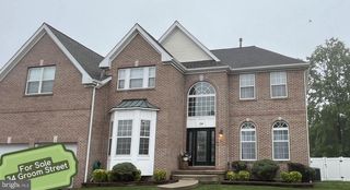 34 GROOM STREET, Burlington, NJ 08016