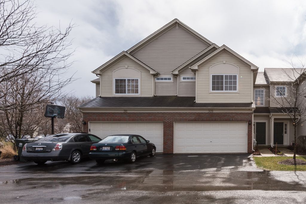 309 Abington Woods Drive, Aurora, IL 60502