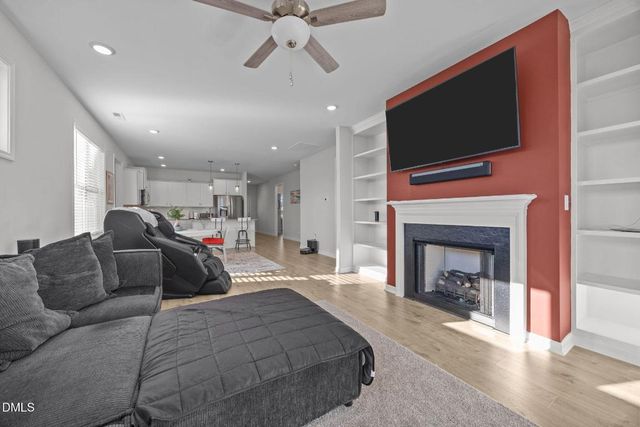 295 Springtooth Drive, Zebulon, NC 27597