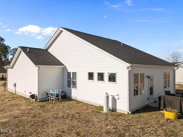 295 Springtooth Drive, Zebulon, NC 27597