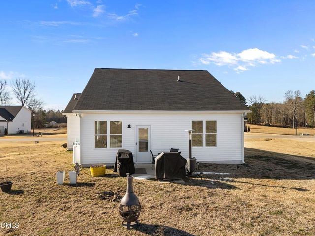 295 Springtooth Drive, Zebulon, NC 27597