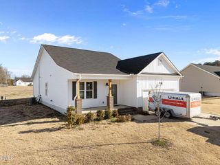 295 Springtooth Drive, Zebulon, NC 27597