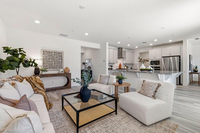 12724 Knightsbrook Ave, Rancho Cordova, CA 95742