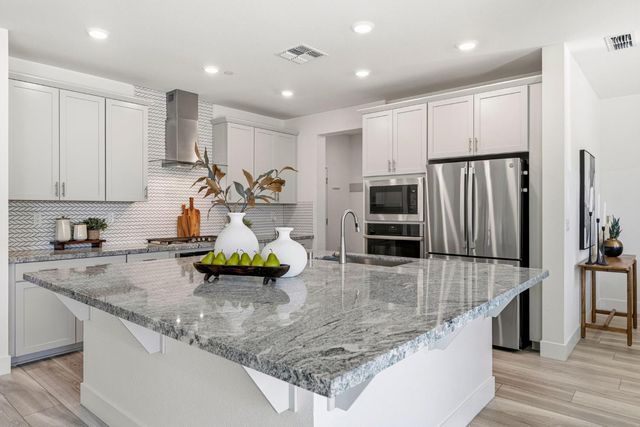 12724 Knightsbrook Ave, Rancho Cordova, CA 95742