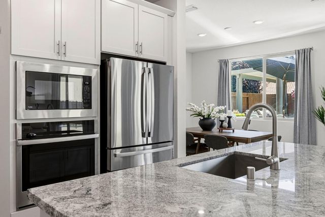 12724 Knightsbrook Ave, Rancho Cordova, CA 95742