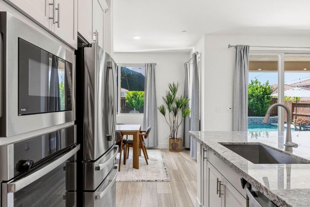 12724 Knightsbrook Ave, Rancho Cordova, CA 95742