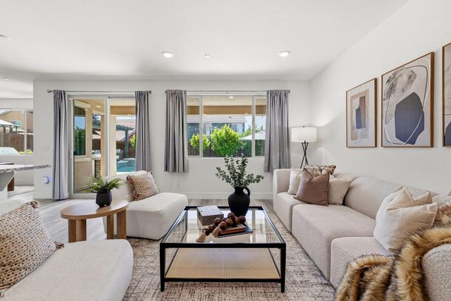12724 Knightsbrook Ave, Rancho Cordova, CA 95742