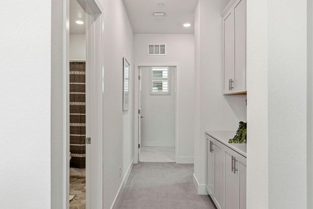 12724 Knightsbrook Ave, Rancho Cordova, CA 95742
