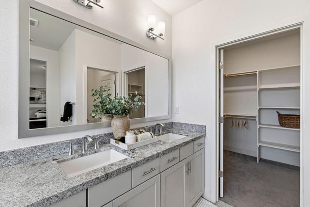 12724 Knightsbrook Ave, Rancho Cordova, CA 95742