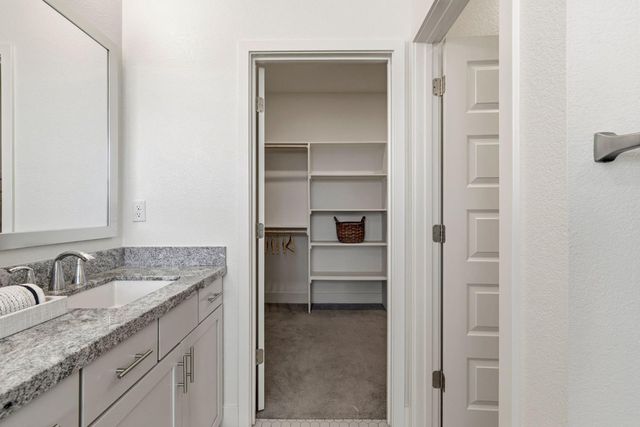 12724 Knightsbrook Ave, Rancho Cordova, CA 95742