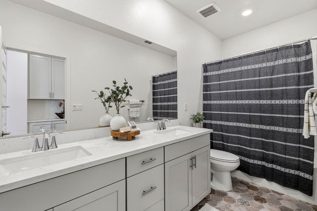 12724 Knightsbrook Ave, Rancho Cordova, CA 95742