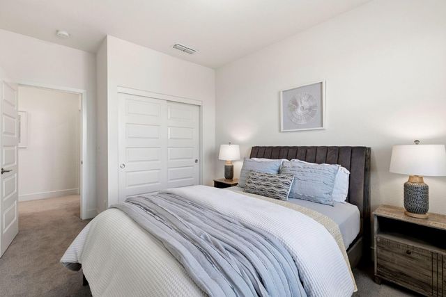 12724 Knightsbrook Ave, Rancho Cordova, CA 95742