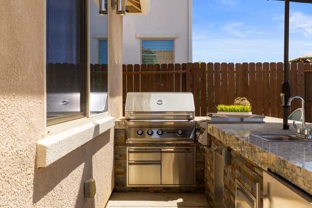 12724 Knightsbrook Ave, Rancho Cordova, CA 95742