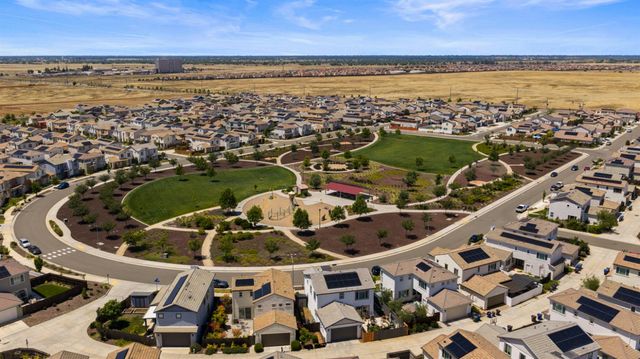 12724 Knightsbrook Ave, Rancho Cordova, CA 95742