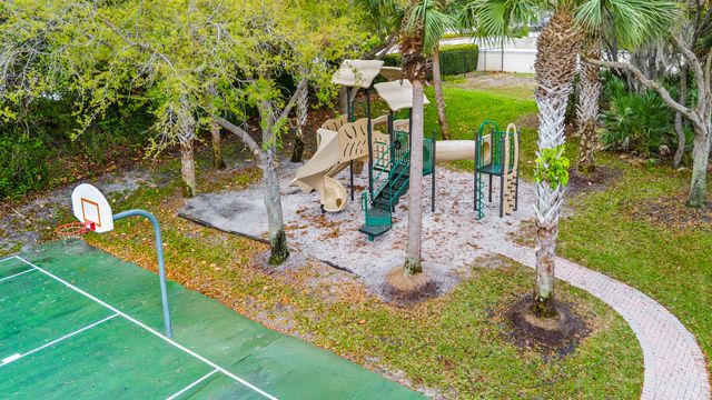 101 SW Otter Run Place, Stuart, FL 34997