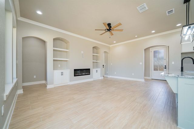 3904 French Dr, Longview, TX 75604