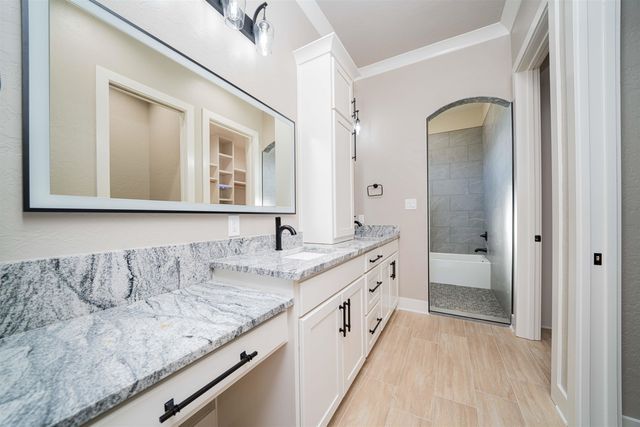 3904 French Dr, Longview, TX 75604