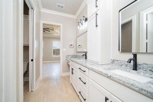 3904 French Dr, Longview, TX 75604