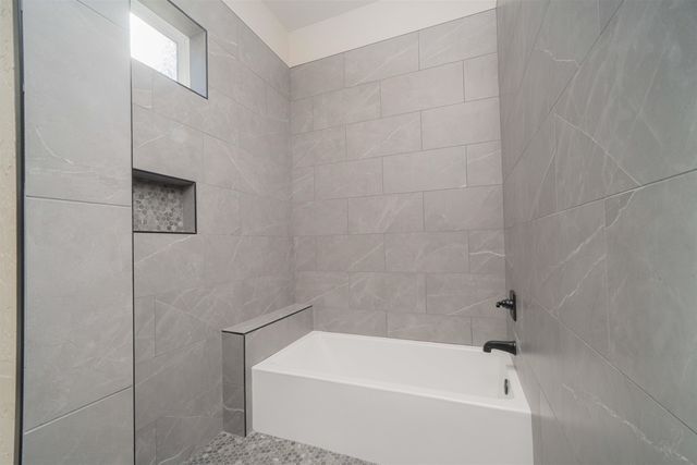 3904 French Dr, Longview, TX 75604