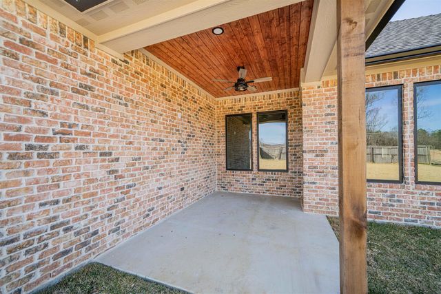 3904 French Dr, Longview, TX 75604