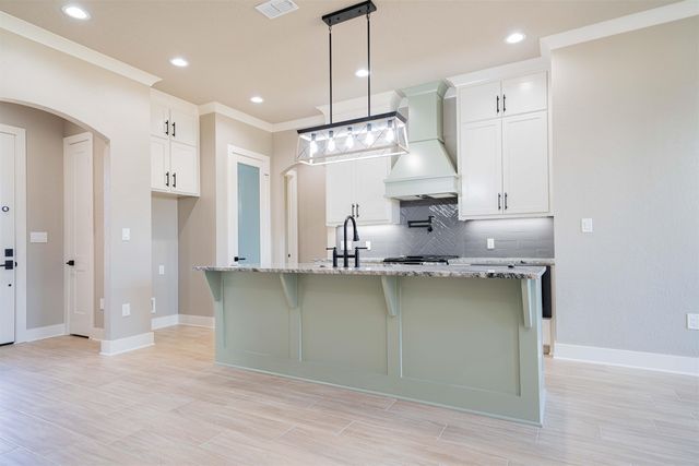 3904 French Dr, Longview, TX 75604