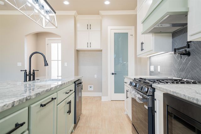 3904 French Dr, Longview, TX 75604