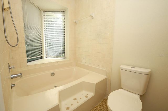 1064 OLD MAGNOLIA COVE DRIVE, Apopka, FL 32712