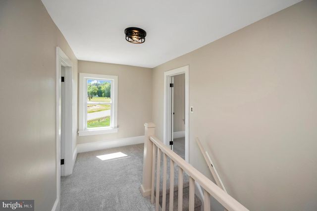 9204 WOODFORD RD, Woodford, VA 22580