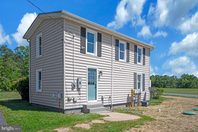 9204 WOODFORD RD, Woodford, VA 22580