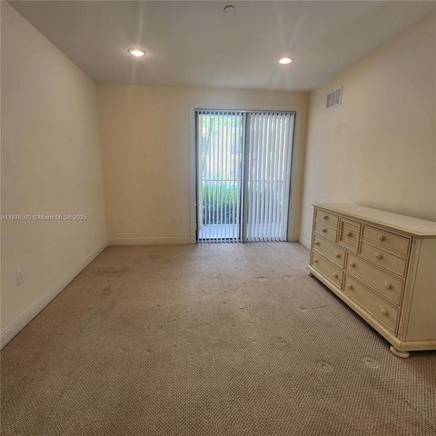 2351 Lakeview Dr 114, Sebring, FL 33875