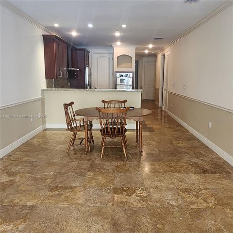 2351 Lakeview Dr 114, Sebring, FL 33875