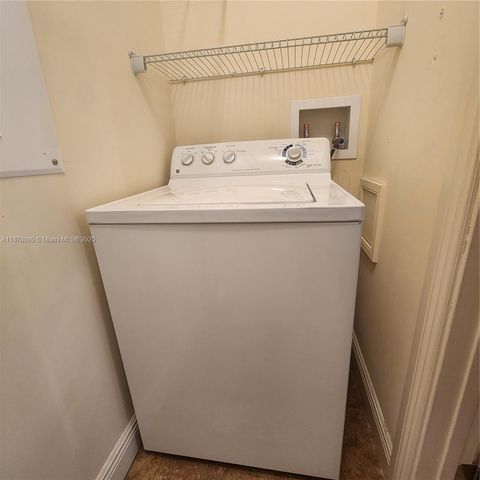 2351 Lakeview Dr 114, Sebring, FL 33875